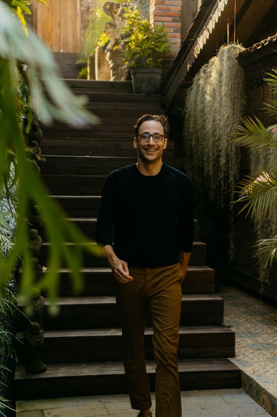 The sexiest thing a man can do is follow through: Follow through in a relationship. Jan-Willem van der Heiden, relationship coach, in Bali