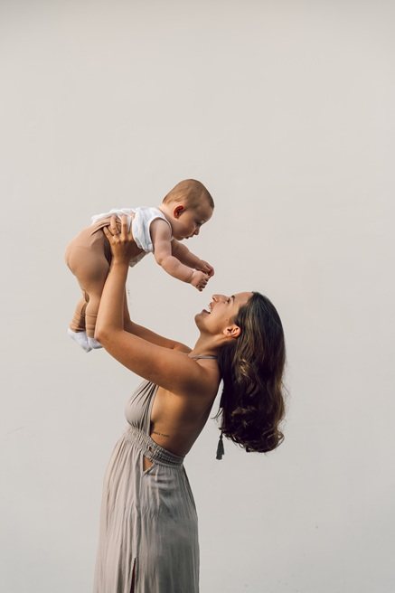 How to stop over-functioning in a relationship: Jan-Willem's wife with their daughter